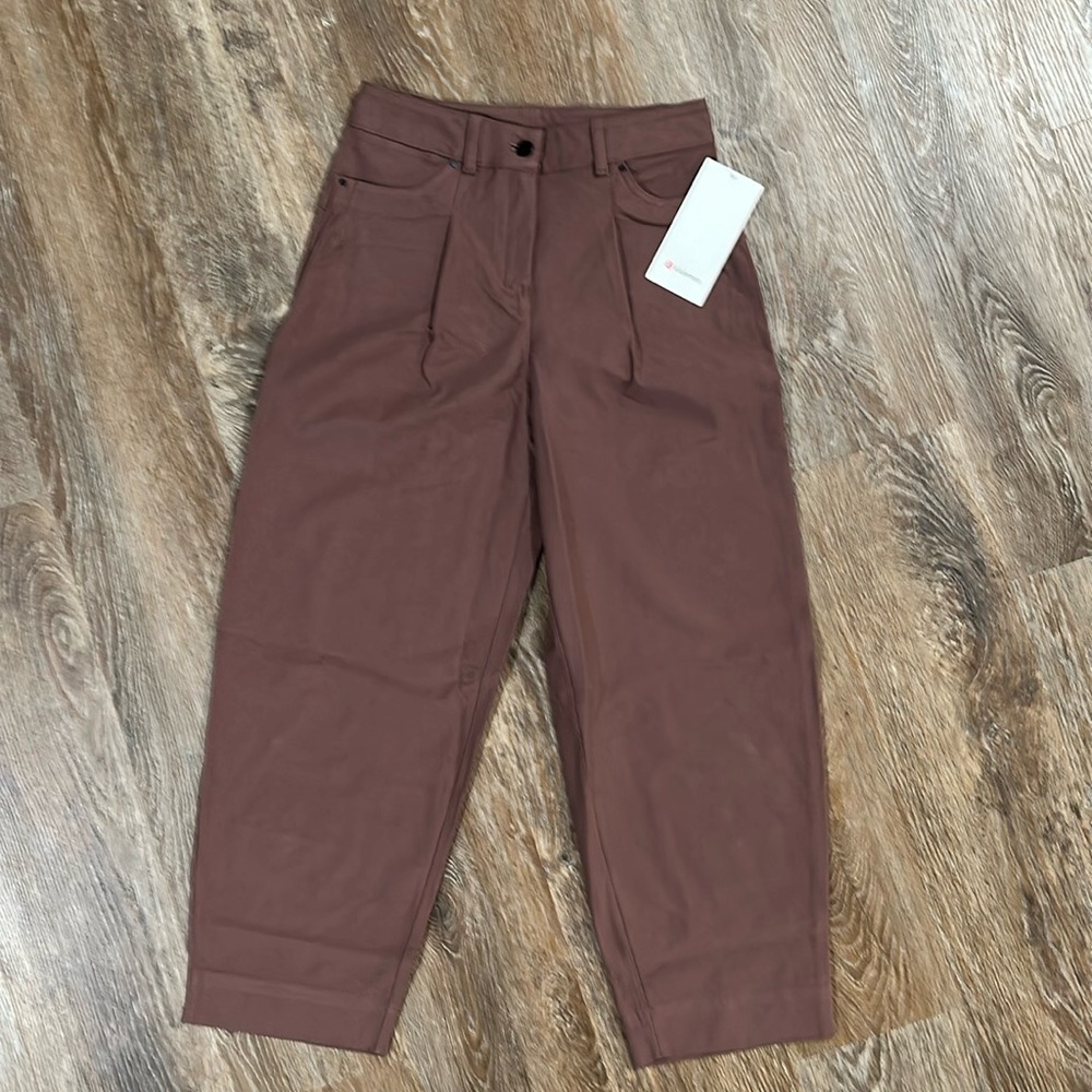 lululemon City Sleek Barrel-Leg Pant Lt Utilitech Women 27 Relaxed Dark Oxide